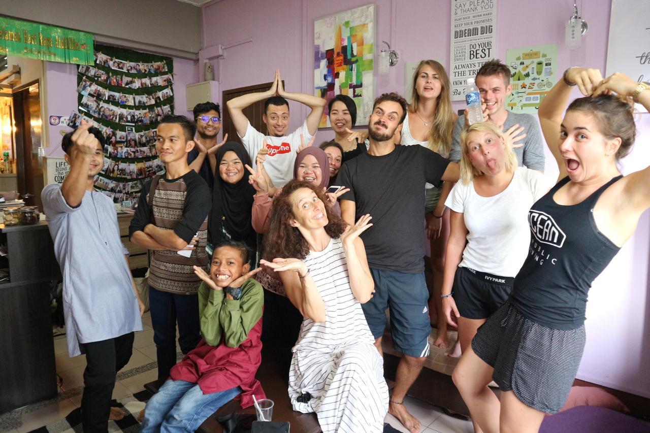 Hostel Escape Backpackers Kk Kota Kinabalu Exteriér fotografie