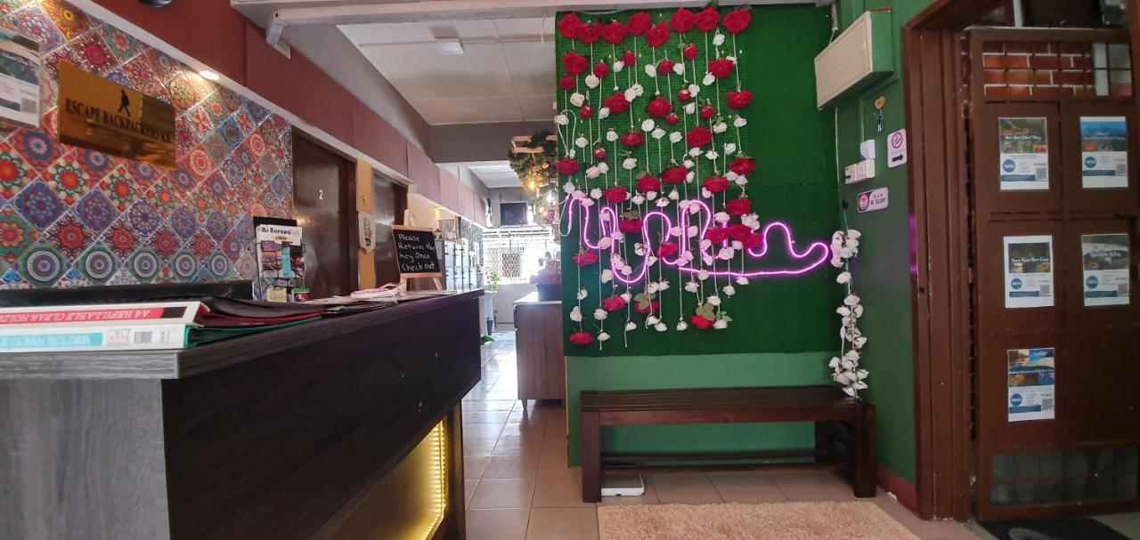 Hostel Escape Backpackers Kk Kota Kinabalu Exteriér fotografie